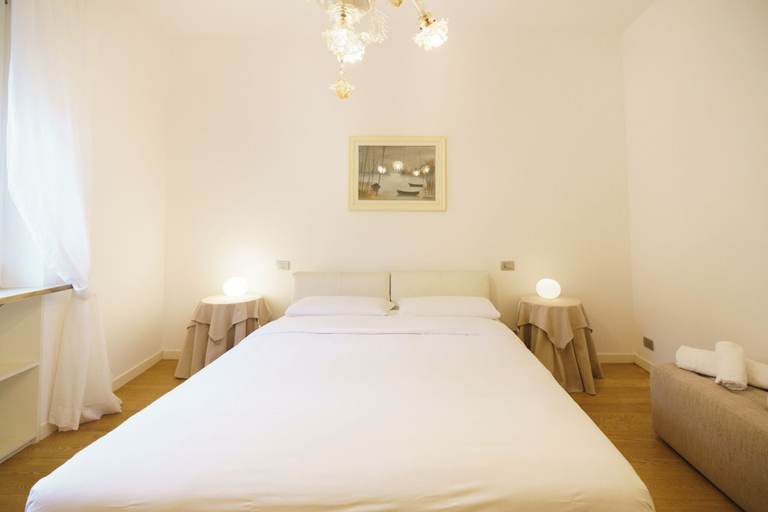 Room 2, Res. Stella Trilo - balcone vista Arena, Verona