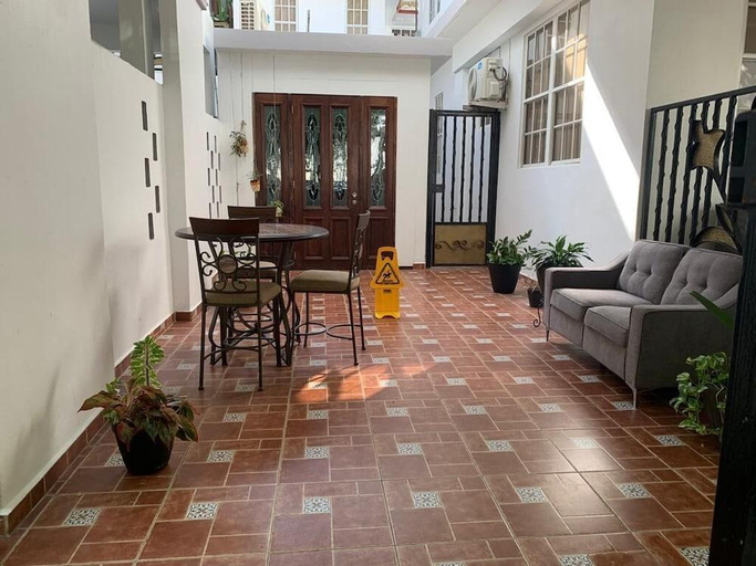 Others 5, Placid Suites