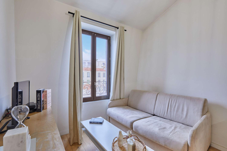 Guestroom, Charming Apartment Boulogne Facing, Hauts-de-Seine