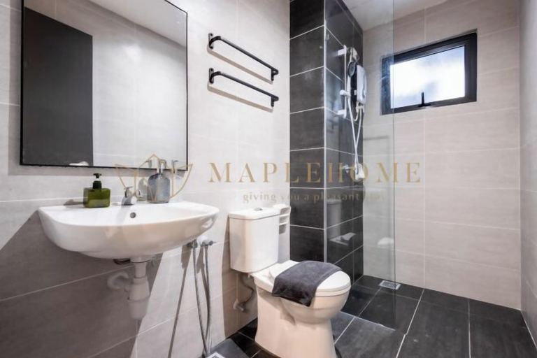 Bathroom 3, EduSentral Premier Suites Setia Alam, Shah Alam