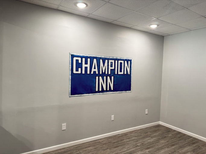Others 5, Champion Inn, San Jacinto