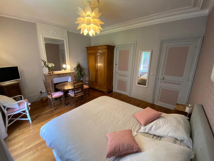 Bedroom 4, Propriété Les Ruisseaux, Seine-et-Marne