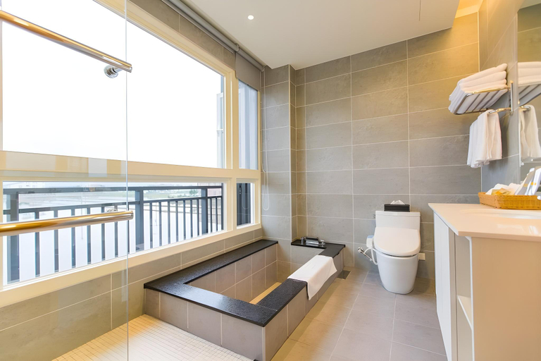 Bathroom 4, TING-FENG BNB, Yilan