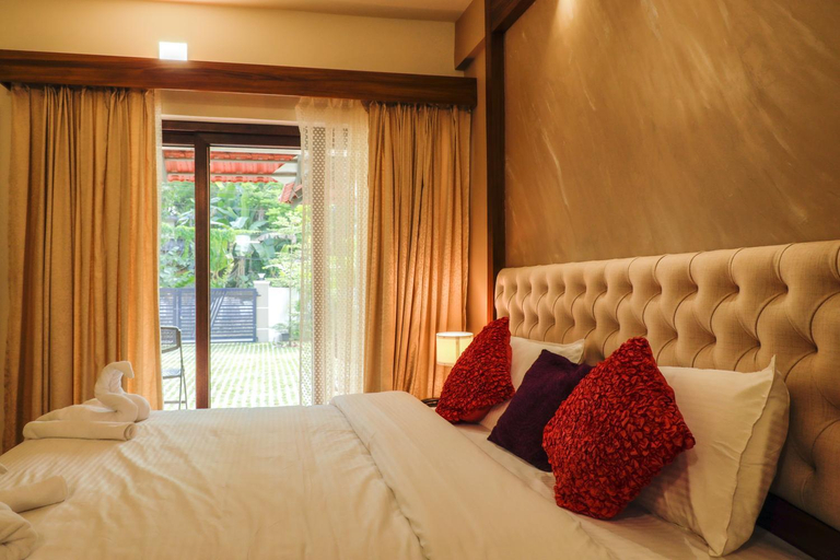 Bedroom 3, River Whisper Villa, Ernakulam
