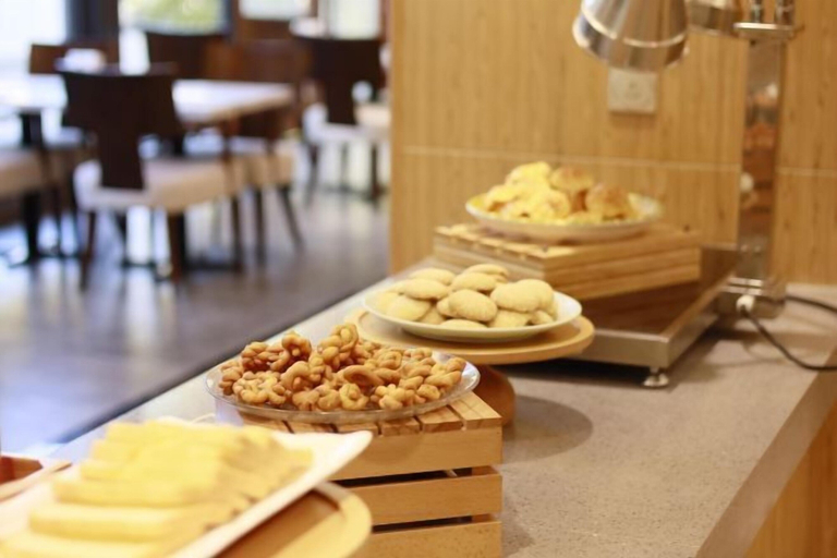 Food & Drinks 5, Conifer Lishui Sunlight Hotel, Lijiang