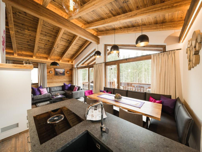 Kitchen 3, Stay near Ski Arena Wildkogel, Zell am See