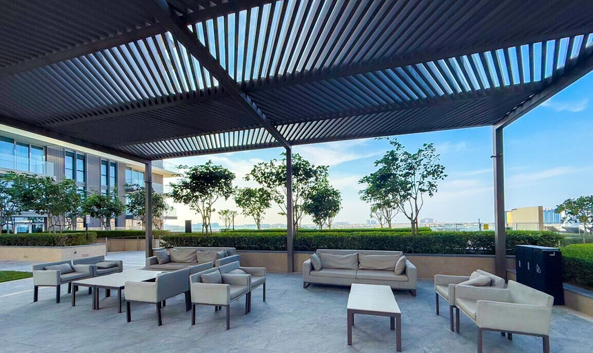 Food & Drinks, LUX The Beach Isle View Suite 2, Dubai