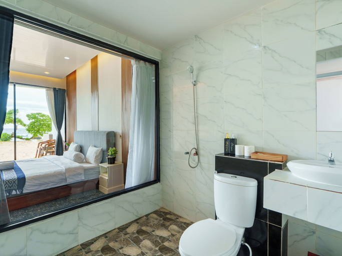 Bathroom 5, Umarimba Beach Lodge, Lombok
