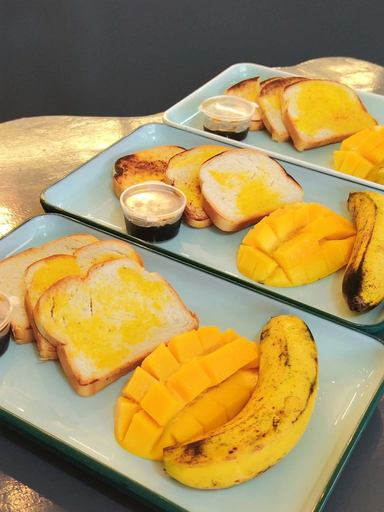 Food & Drinks 5, Tiwis Travellers Inn, Puerto Princesa City