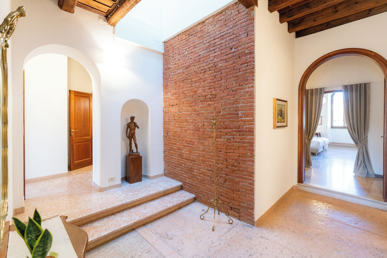 Others 5, Casa Mazzanti - Affaccio su Piazza Erbe, Verona