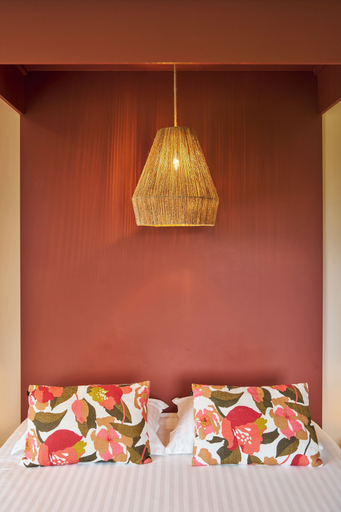 Bedroom 5, Hôtel Le Corbusson Laval Ouest, Mayenne