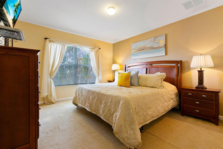 Interior 3, Mnl2678, Osceola
