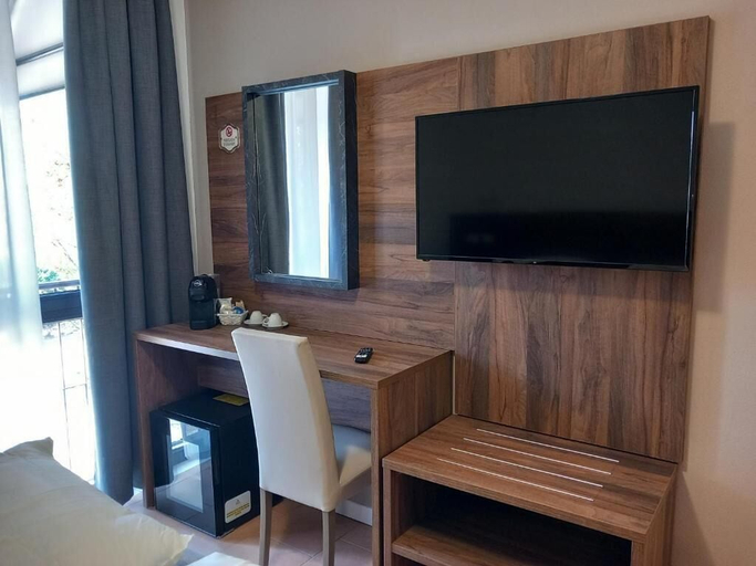 Others 5, HOTEL BRIXELLUM, Reggio Nell'Emilia