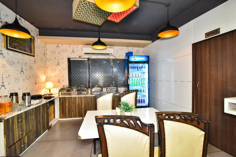 Others 5, PINAZ ROYALE, Amritsar