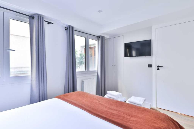 Bedroom 3, Comfort & Design for 10p - 5min from the Marais, Paris