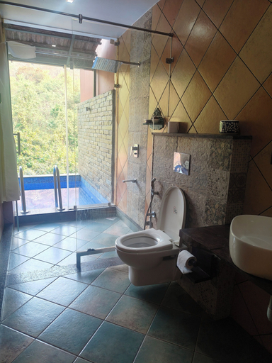 Bathroom 3, mayaahi resorts and spa, Malappuram