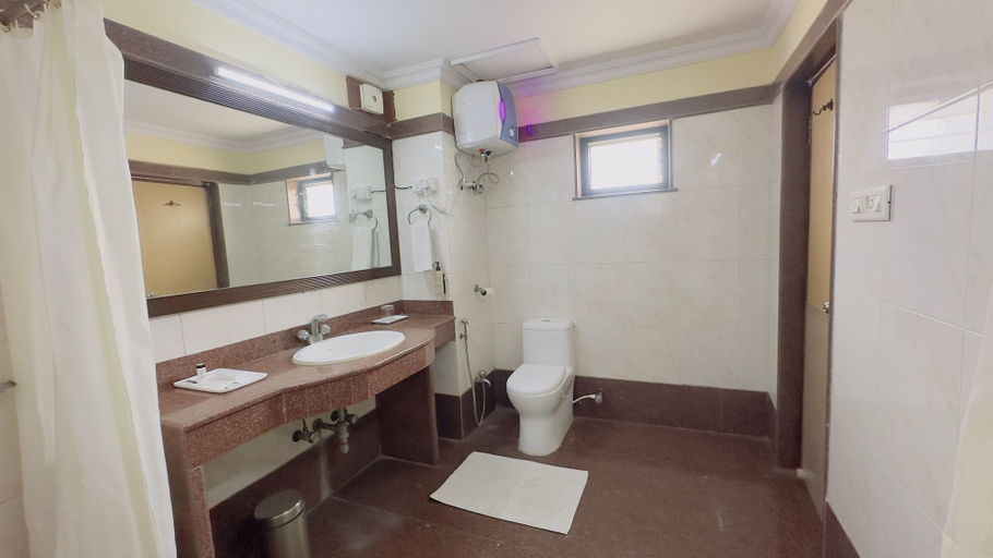 Bathroom 5, WORMWOOD SYNERGY SRIYASH REGENCY, Bhagalpur