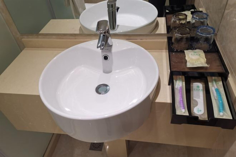 Bathroom 4, Xuesong Hostel, Beijing