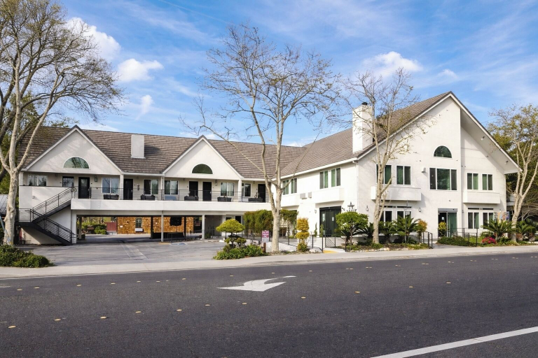 Exterior & Views 2, Aggie Inn, an Ascend Collection Hotel, Yolo