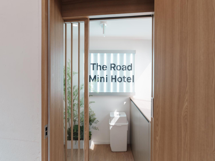 Bathroom 4, The Road Minihotel, Yeongdeungpo