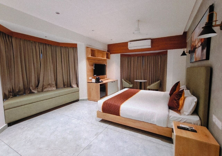 Room 3, Mayo Suite, Palakkad