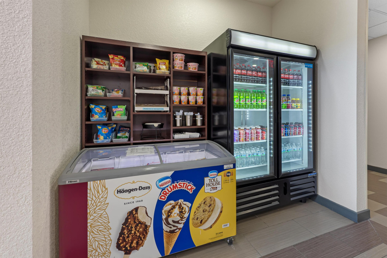 Food & Drinks 5, Best Western Plus Austin Airport Inn & Suites, Travis