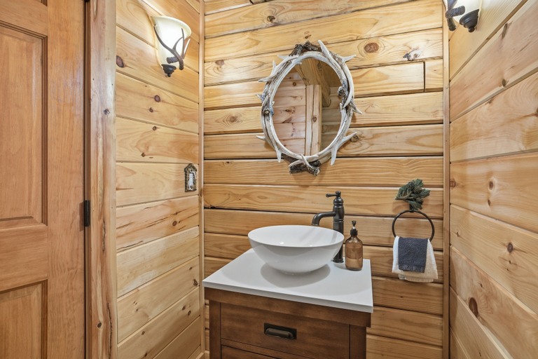 Bathroom 3, Climbing To New Heights 2 Bedroom Cabin, Sevier