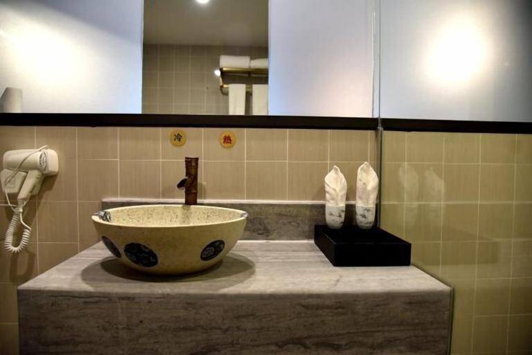 Bathroom 3, Pingtang Yazhou Tao Art Hotel, Qiannan Buyei and Miao