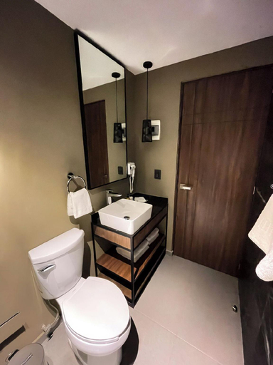 Bathroom 5, Casa Olea, Mexico City