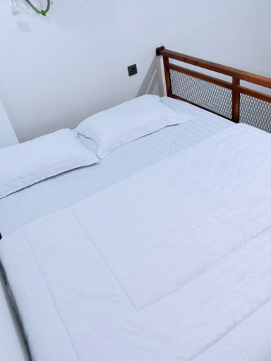 Others 3, Paman Homestay, Pariaman