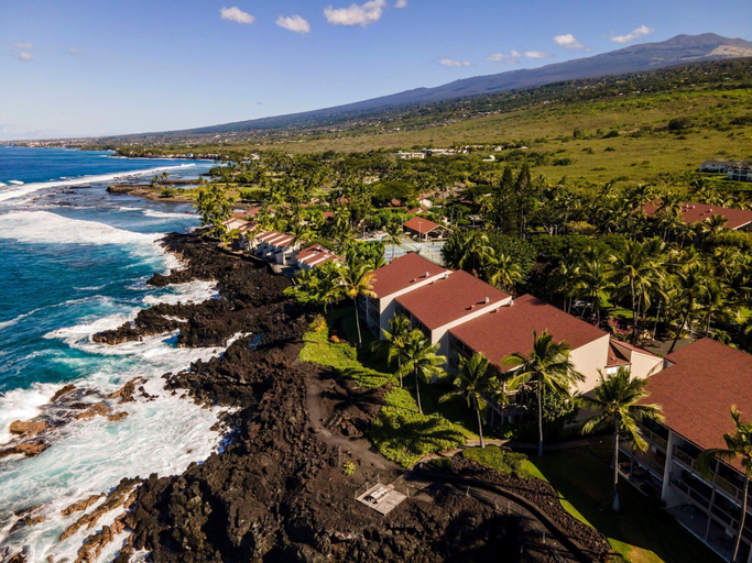 Aerial view 4, Oceanfront - Amazing Views - Completely Renovated - Vrkcv, Hawaii
