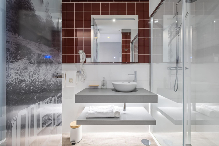 Bathroom, King David Suites 201 by Homie, Funchal