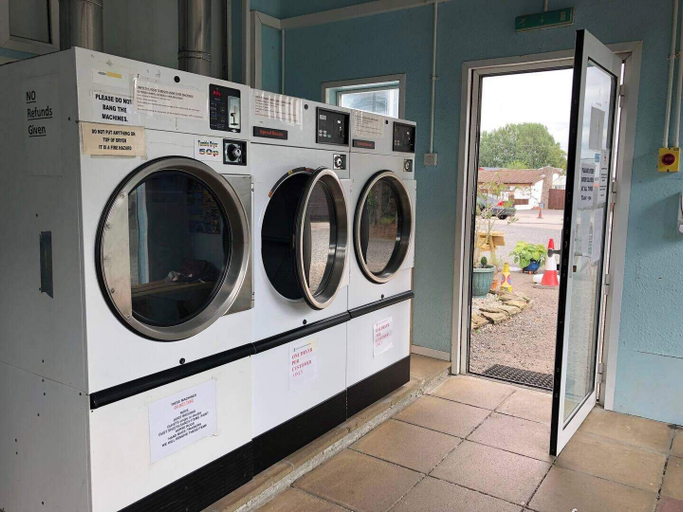 Laundry, Palm Court - 3 Bed, Heated Pool, Parking, Nr Beach, Cornwall