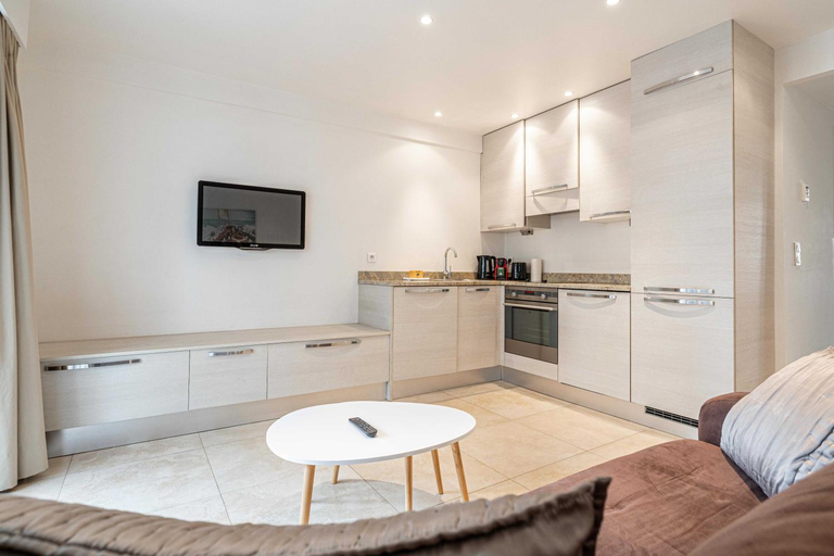 Facilities, Modern Apartment a/c 1BR-4P – With balcony, Alpes-Maritimes