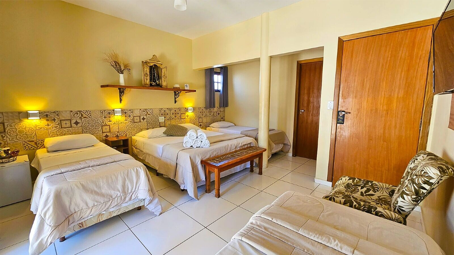 Bedroom 3, Rogai Hotel e Pousada, Aparecida