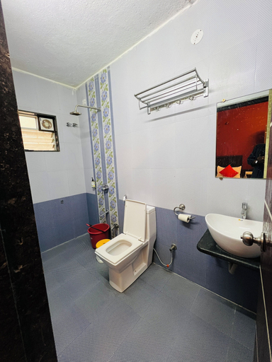 Bathroom 3, Hotel Nisha, Satara
