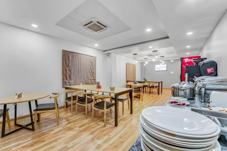 Food & Drinks 5, UPAR Hotels Nungambakkam, Chennai