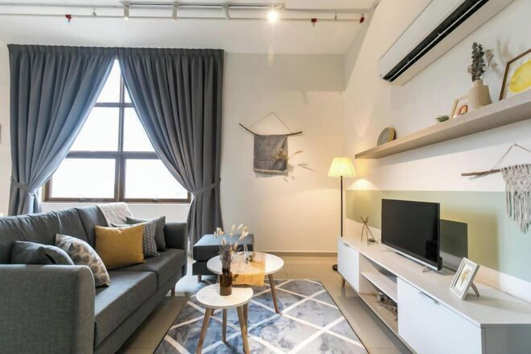 Others 5, Pinnacle Duplex@5m Walk to Paradigm Mall+WIFI, Petaling Jaya