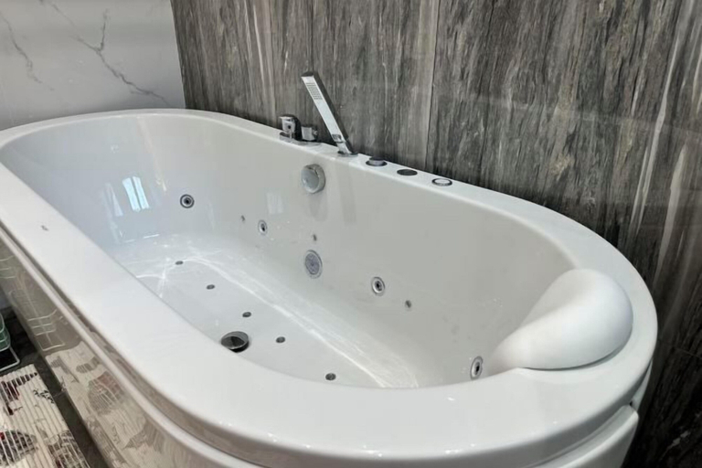 Bathroom 3, Naka Central Happy Home in Phuket city, Pulau Phuket