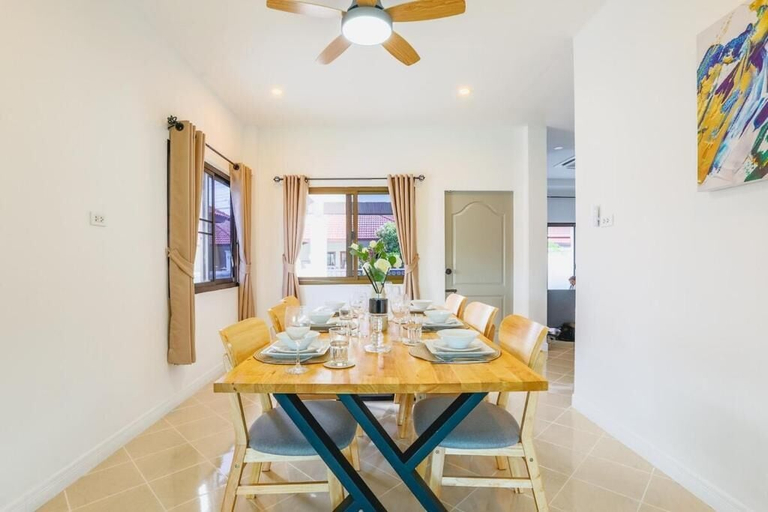 Dining 3, Wink Garden 3 Bedrooms Bangtao Beach, Pulau Phuket