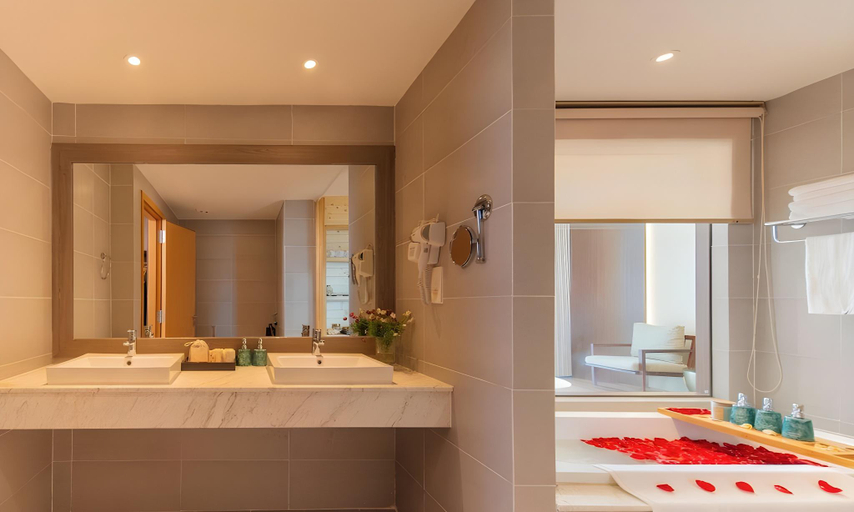 Bathroom 5, Starcity Bayfront Nha Trang Hotel, Nha Trang