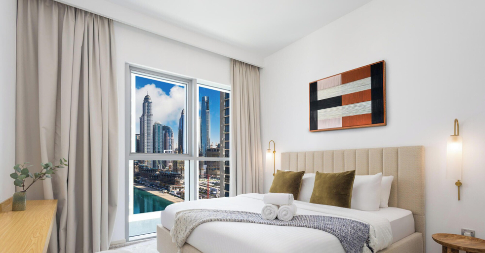 Bedroom, LUX The Beach Isle View Suite 2, Dubai