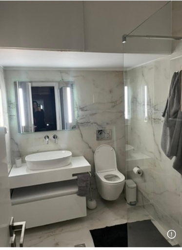 Bathroom 3, Spacious 2-Bedroom Apartment in Paleo Faliro, Athens, Attica