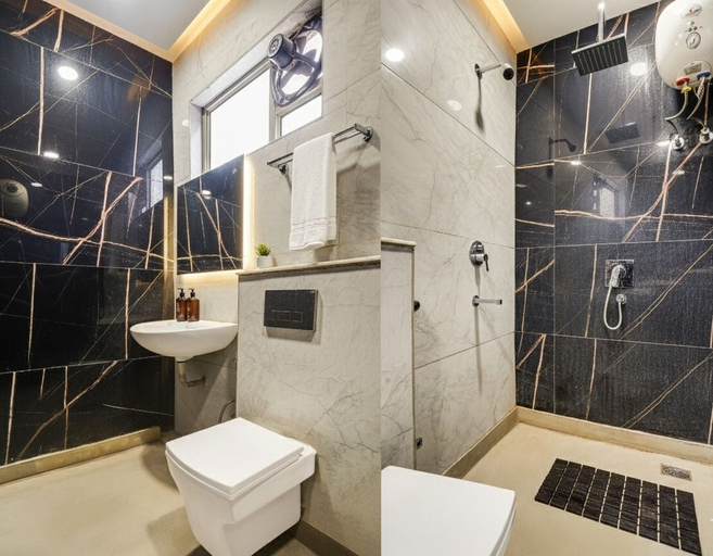 Bathroom 3, Hotel Shagun & Banquets I Rohini, Delhi