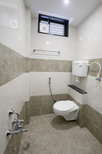 Bathroom 4, StayGuru Hari Om Residency, Kachchh