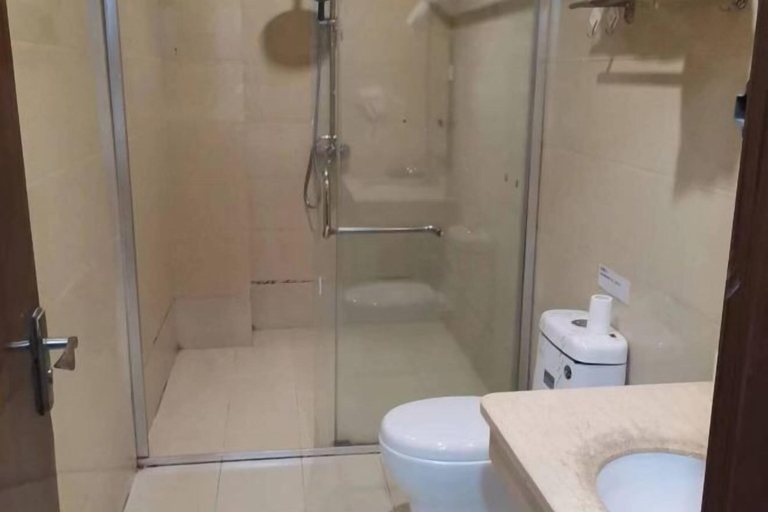 Bathroom 3, Huilong Hotel, Zhaoqing