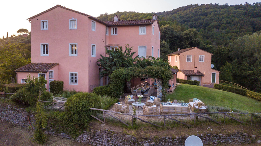 Exterior & Views 2, Villa Domus Francigena, Lucca