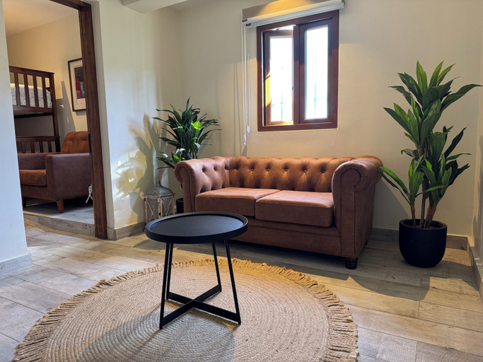 Living area 5, Kalamar Hotel, Valparaíso