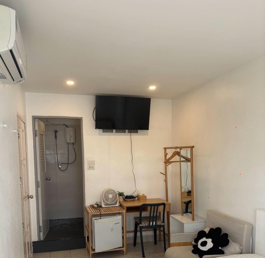 Others 5, Jellyfish Hostel, Pattaya