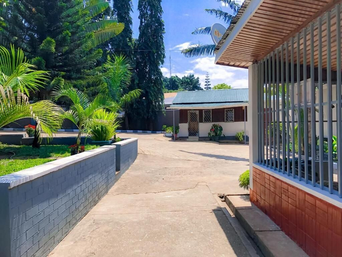 Property grounds 5, Moshi Green Lodge, Moshi Urban